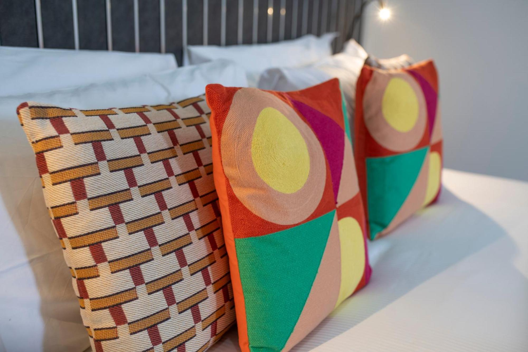 Trastevere New Luxury Rooms Рим Екстериор снимка
