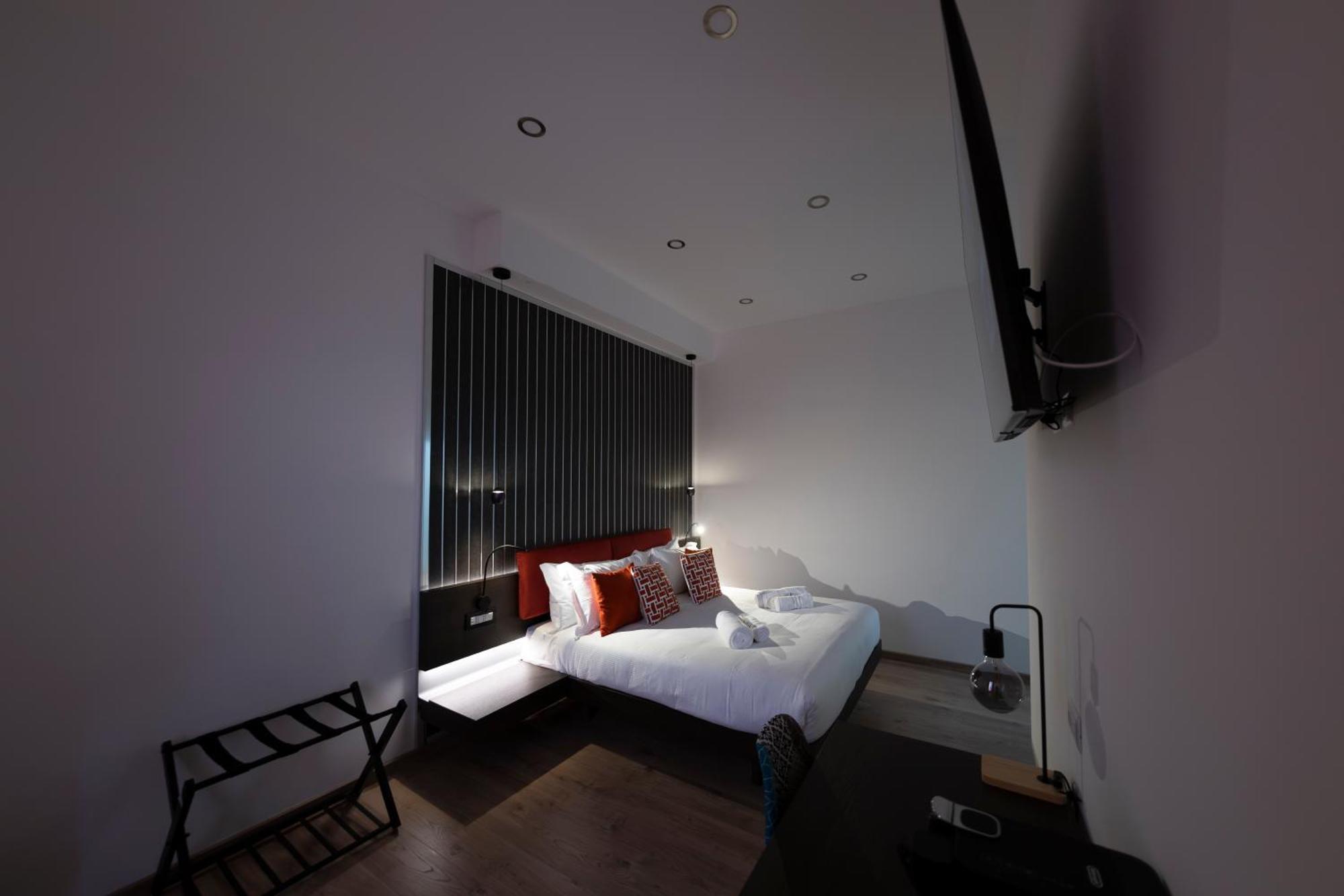 Trastevere New Luxury Rooms Рим Екстериор снимка