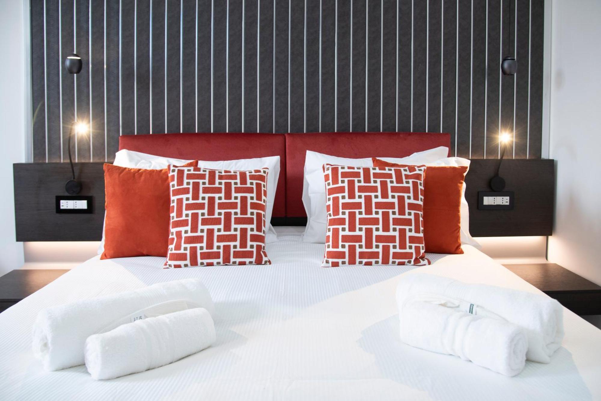Trastevere New Luxury Rooms Рим Екстериор снимка